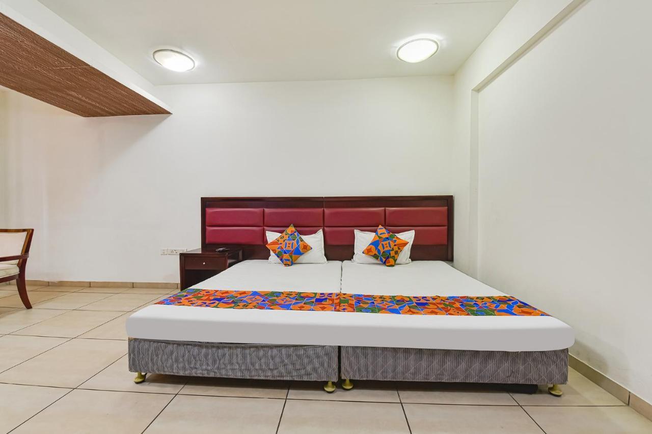 Fabhotel Gl Residency - Satellite أحمد أباد المظهر الخارجي الصورة