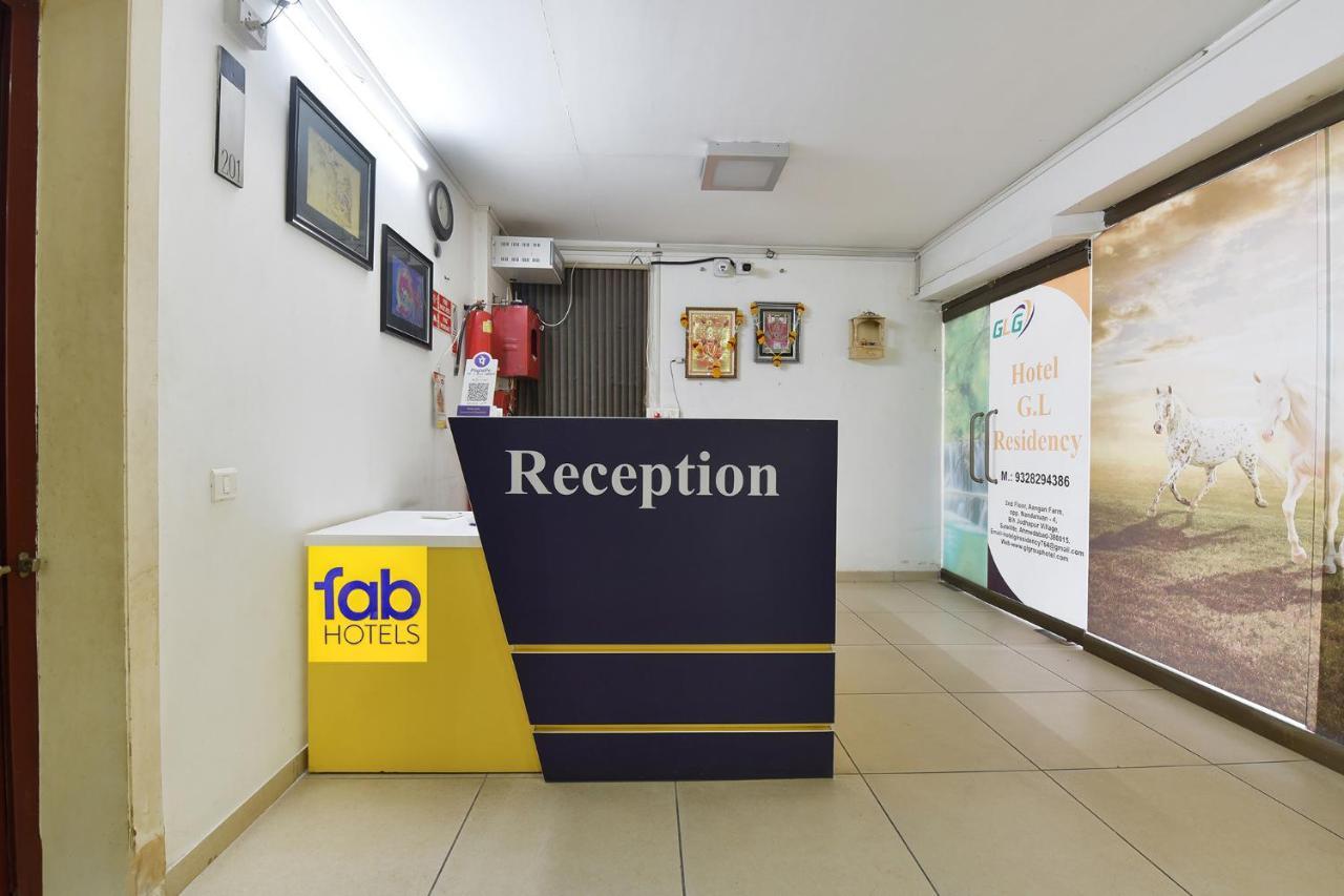 Fabhotel Gl Residency - Satellite أحمد أباد المظهر الخارجي الصورة