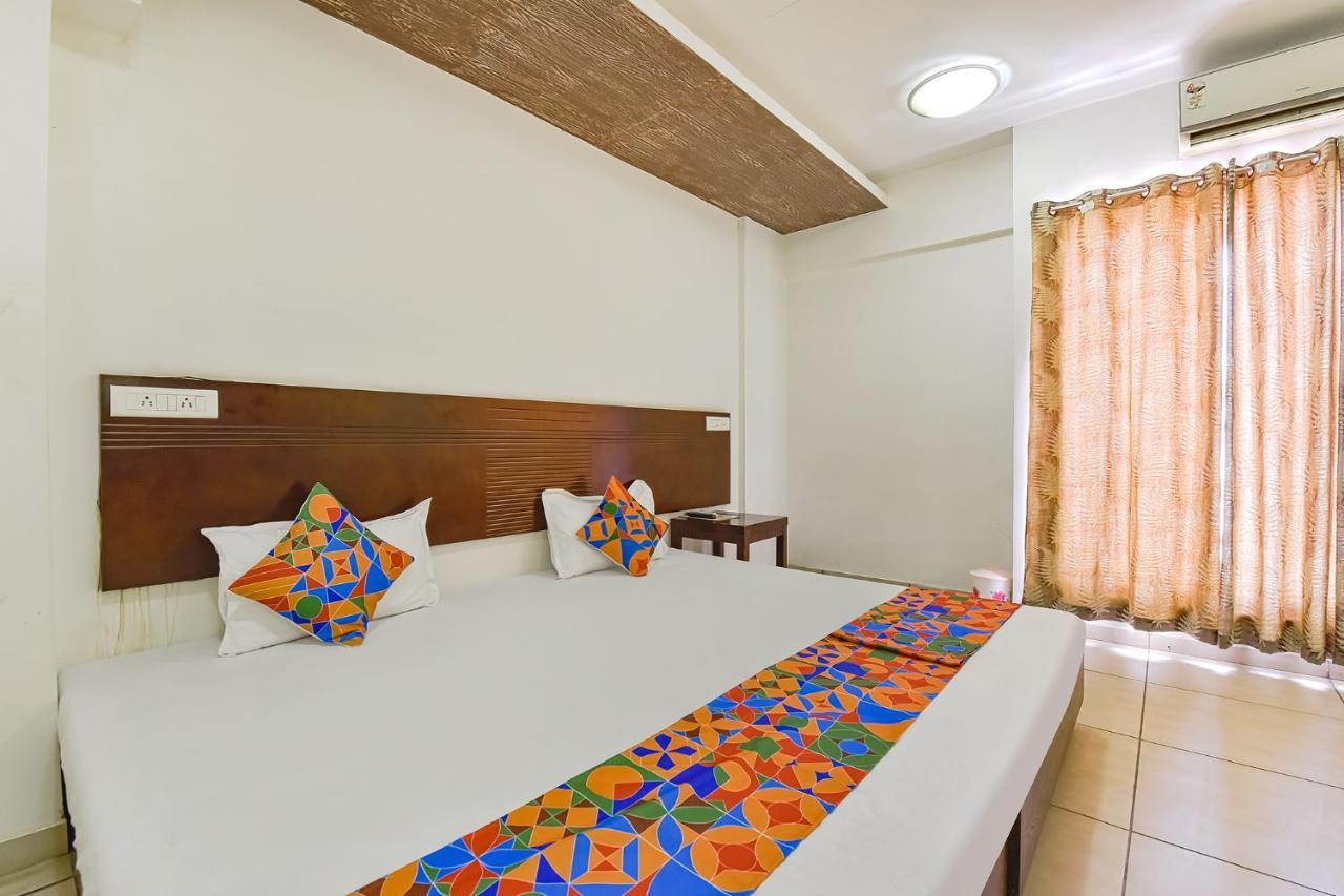 Fabhotel Gl Residency - Satellite أحمد أباد المظهر الخارجي الصورة