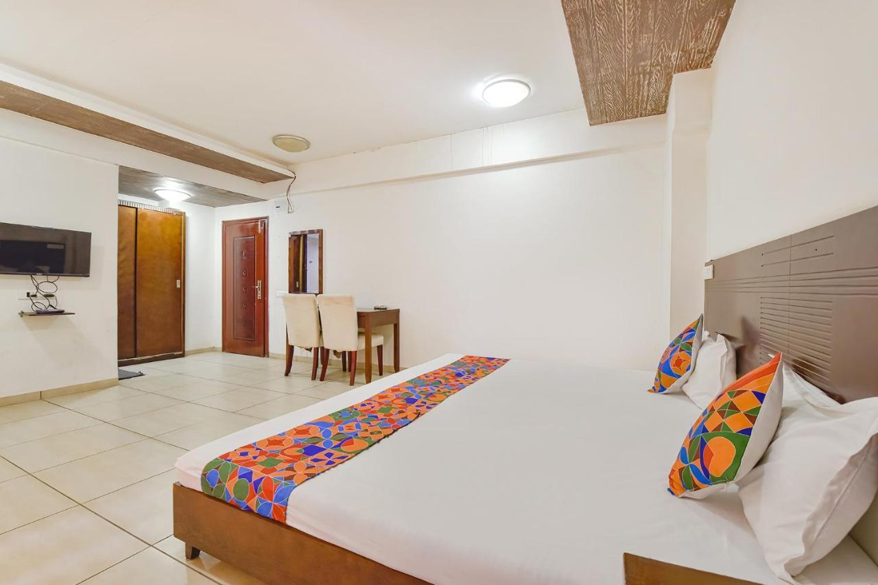 Fabhotel Gl Residency - Satellite أحمد أباد المظهر الخارجي الصورة